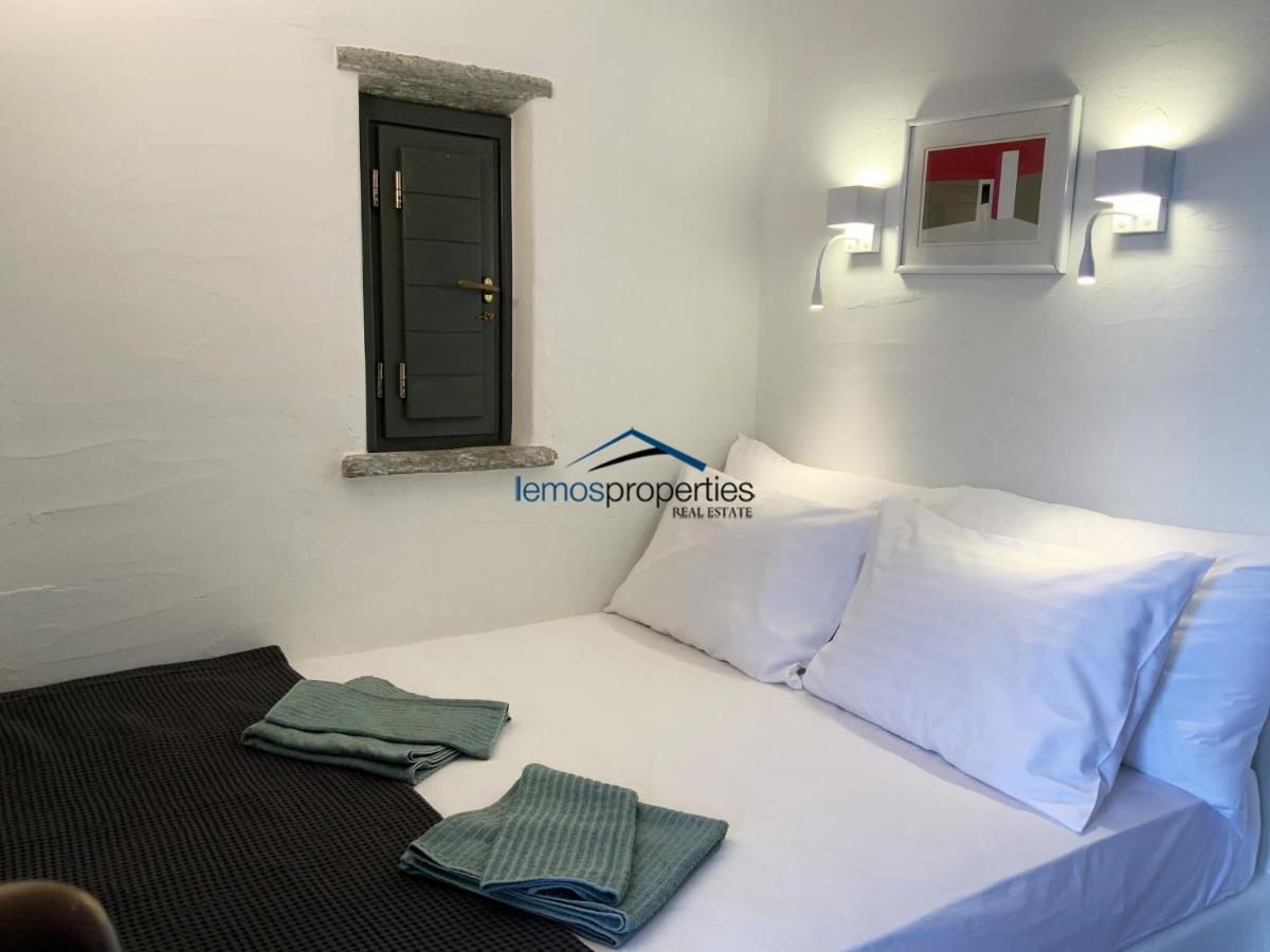 Aqua Blue, Only 100 Meters From The Beach Of Gialiskari Ioulis Esterno foto